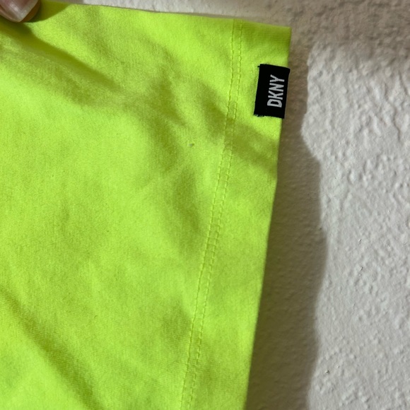 DKNY Lime Green Sports Crop Top - XS - NWT - Picture 3 of 10